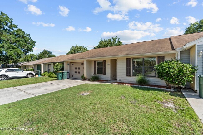 11433 Glenn Mottin Way N in Jacksonville, FL - Building Photo - Building Photo