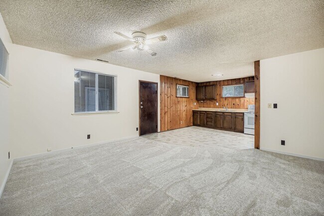 1035 SW 122nd St-Unit -Unit B in Burien, WA - Building Photo - Building Photo