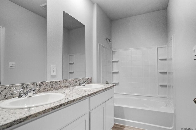 1009 Renova Dr in Baton Rouge, LA - Building Photo - Building Photo