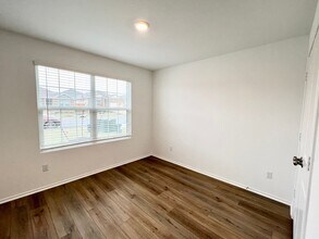 145 Perfect World Lp in Jarrell, TX - Building Photo - Building Photo