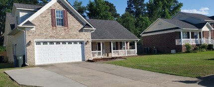 8245 Frenchorn Ln in Fayetteville, NC - Building Photo - Building Photo