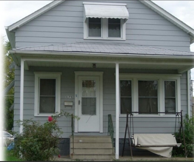 3175 Caroline Ave in Lorain, OH - Building Photo