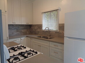 1266 S Citrus Ave in Los Angeles, CA - Building Photo - Building Photo