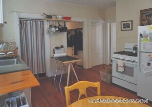 8 Clary St-Unit -2 in Cambridge, MA - Building Photo - Building Photo