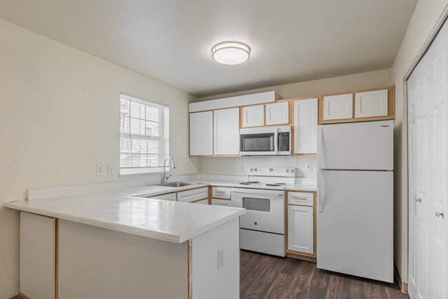 Bristol Woods in Gresham, OR - Foto de edificio - Interior Photo