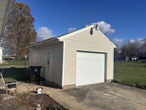 3308 Harmont Ave NE in Canton, OH - Building Photo - Building Photo