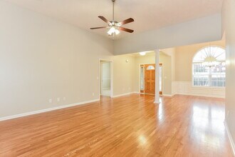 5007 Monaco Dr in La Vergne, TN - Building Photo - Building Photo