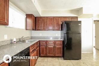 5353 N 61st Ave in Glendale, AZ - Building Photo - Building Photo