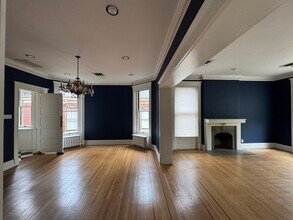 2101 Cherokee Pkwy in Louisville, KY - Building Photo - Building Photo