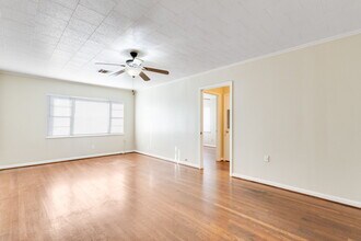 406 Silkwood St, Unit D in Lafayette, LA - Building Photo - Building Photo