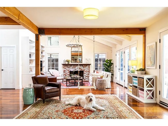 12807 Milbank St in Los Angeles, CA - Building Photo - Building Photo