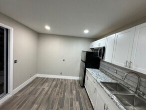 315 NW 8th Ave in Boynton Beach, FL - Building Photo - Building Photo