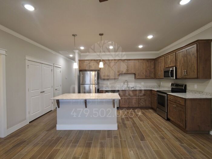 3010 N Conway Dr in Siloam Springs, AR - Building Photo