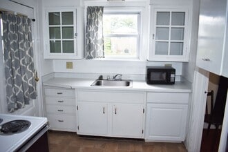 716 Wayne Ave in Indiana, PA - Building Photo - Building Photo