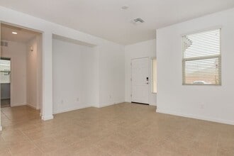 445 W Chapawee Trail in San Tan Valley, AZ - Building Photo - Building Photo