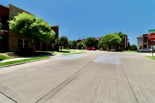 1524 Sphinx St in Dallas, TX - Building Photo - Building Photo