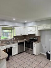 16922 Dahlgren Ave in Baton Rouge, LA - Building Photo - Building Photo