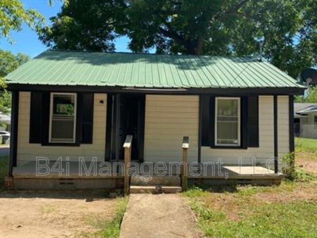 property at 108 De Groat St