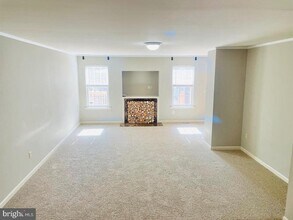 711 Yorktown Blvd in Locust Grove, VA - Building Photo - Building Photo