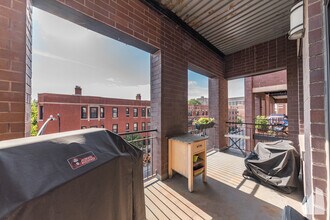 2901 N Halsted St in Chicago, IL - Building Photo - Building Photo