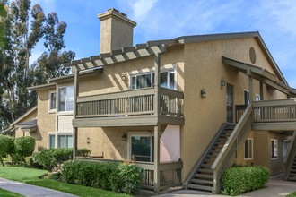 Sienna Hills in Escondido, CA - Foto de edificio - Building Photo