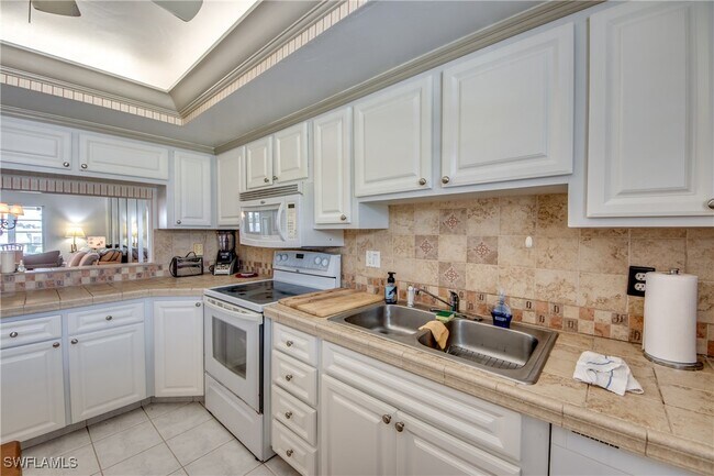 property at 8741 Lueck Ln