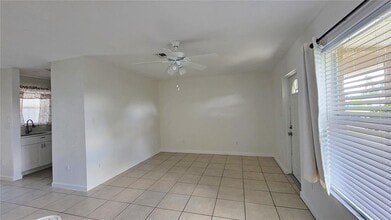 6417 Flintlock St in Englewood, FL - Building Photo - Building Photo