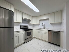 165 Cottage St in Chelsea, MA - Building Photo