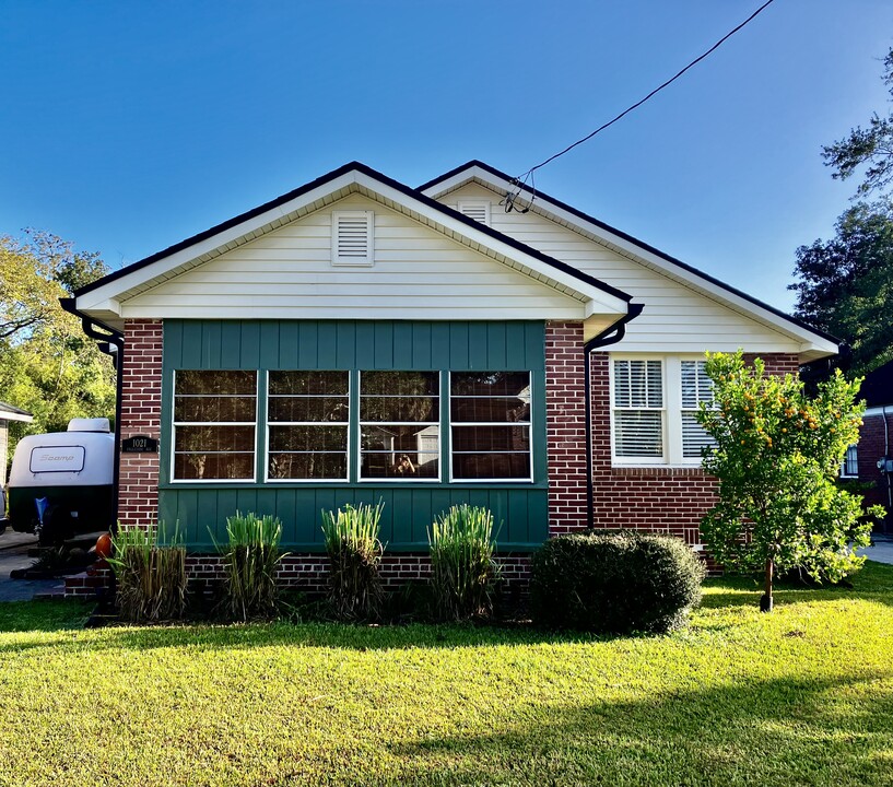 1021 Ingleside Ave in Jacksonville, FL - Foto de edificio