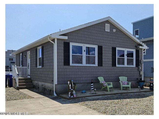 53 E Coral Dr in Brick, NJ - Building Photo - Building Photo