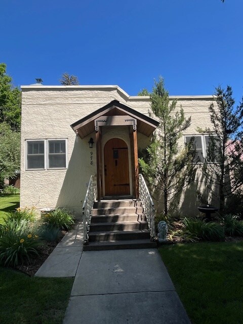 978 E 5th Ave in Durango, CO - Building Photo