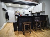 1101 W Hamburg St photo'