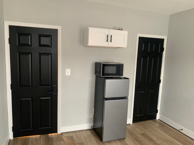 1255 Sargeant St in Baltimore, MD - Building Photo - Building Photo
