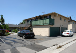 7621 Volga Dr in Huntington Beach, CA - Building Photo - Building Photo