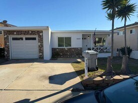 5621 Mildred St in San Diego, CA - Building Photo