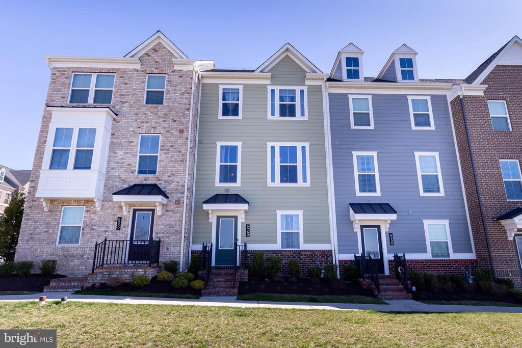 6260 Islington St in Middle River, MD - Building Photo