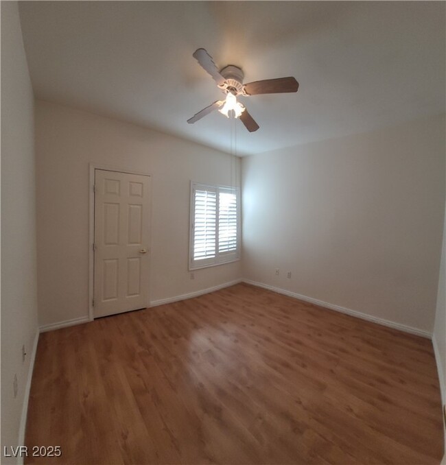 property at 1511 Cardinal Peak Ln