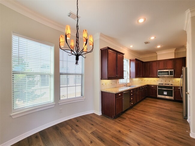 property at 2416 La Branch St