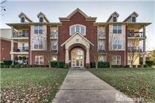 3201 Aspen Grove Drive, Unit A7 in Franklin, TN - Building Photo