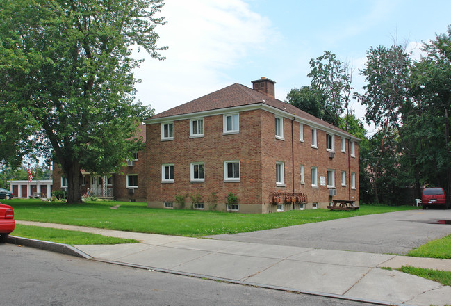 Maplehurst Apartments in Greece, NY - Building Photo - Building Photo