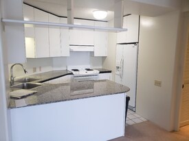 1212 Nuuanu Ave in Honolulu, HI - Building Photo