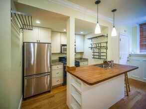 30 Anderson St in Boston, MA - Building Photo - Building Photo