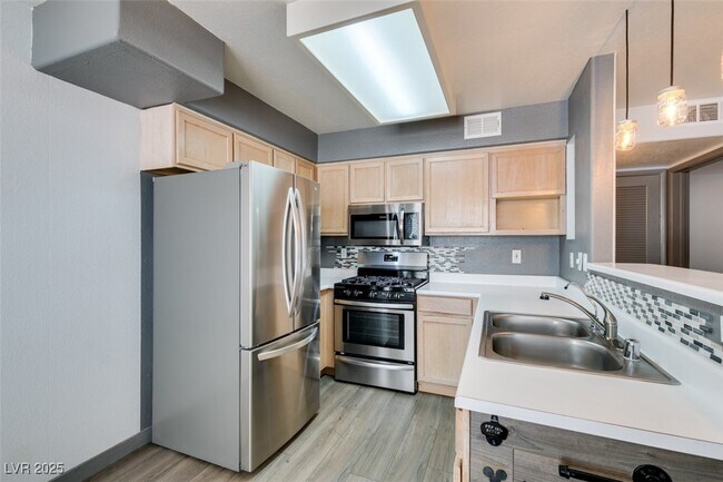 3168 Tarpon in Las Vegas, NV - Building Photo - Building Photo