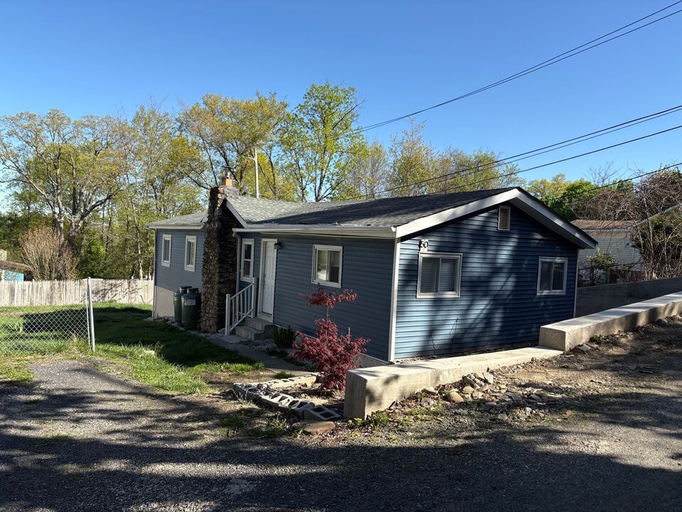 50 Orchard Trl in Monroe, NY - Building Photo