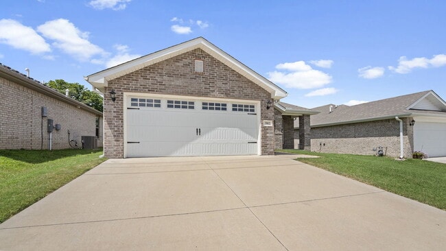 502 NW 62nd Ave in Bentonville, AR - Building Photo - Building Photo
