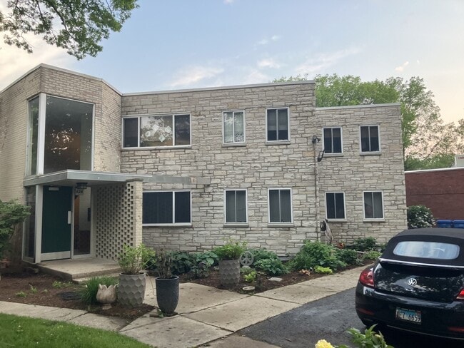 424 Braeside Rd
