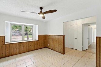 9723 Lawngate Dr in Houston, TX - Foto de edificio - Building Photo