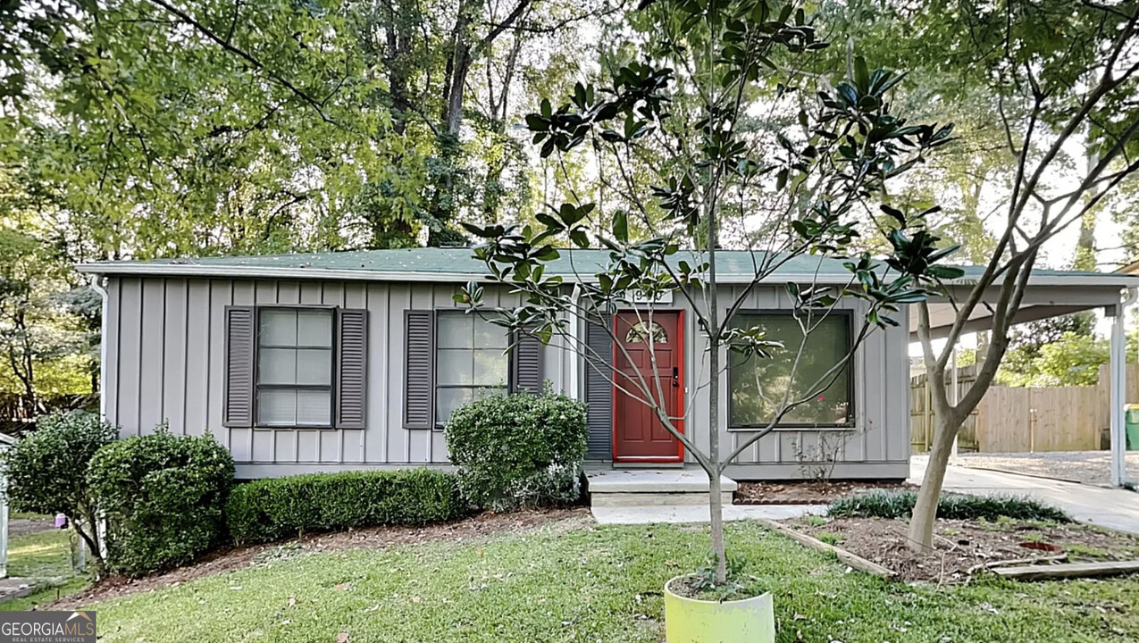 900 Kennesaw Dr in Forest Park, GA - Building Photo