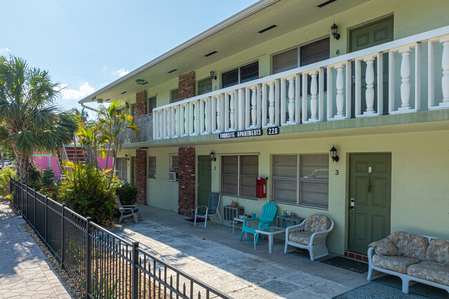 Townsite Apartments One Condominiums in Lake Worth, FL - Building Photo - Building Photo