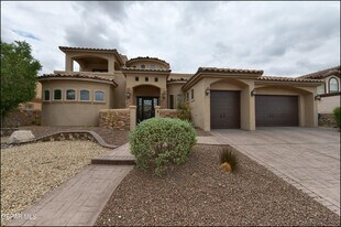 6304 Franklin Trail Drive in El Paso, TX - Building Photo